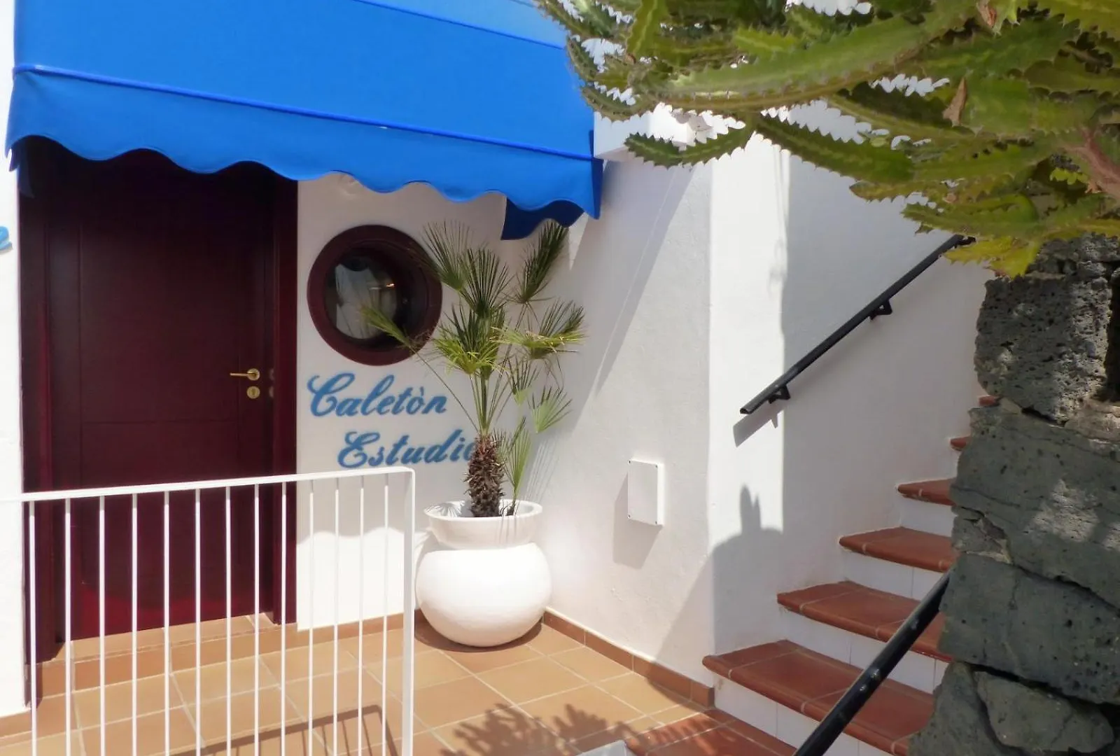 Apartment Sea Front Caleton Estudio Tias