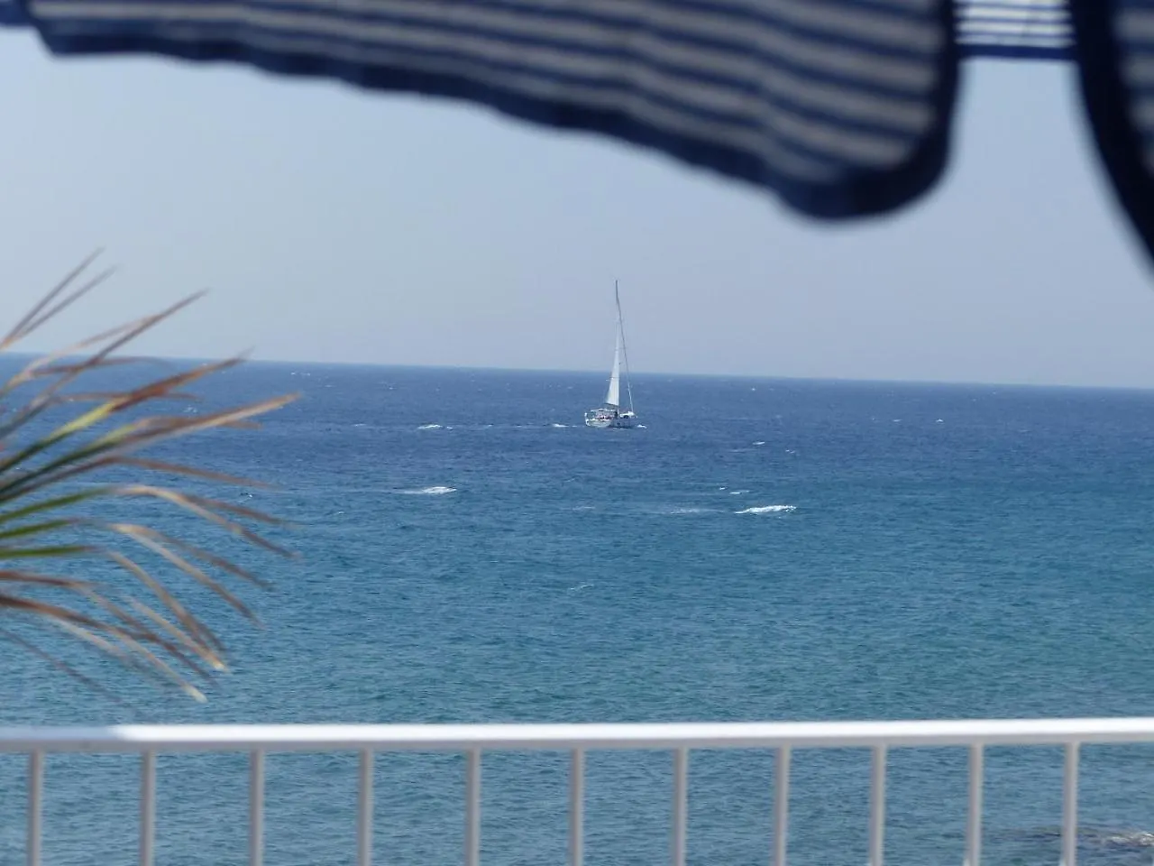 Apartment Sea Front Caleton Estudio Tias